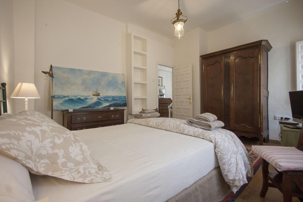 Champion Duplex Terrace And Garage Old Town 6 Pax Apartment Seville Exterior photo
